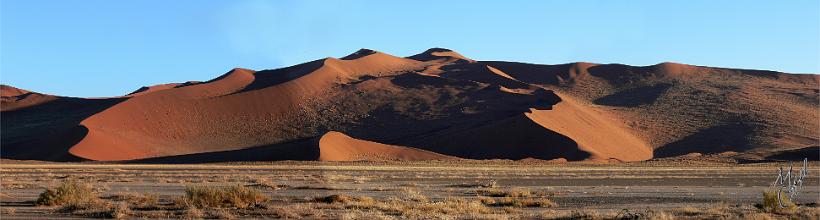 pano_P1130124-125-126.JPG - Sossusvlei