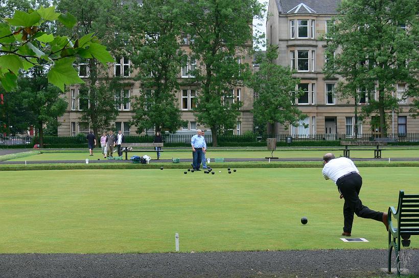 P1000880.JPG - Jeu de boules dans un parc à Edinburgh.