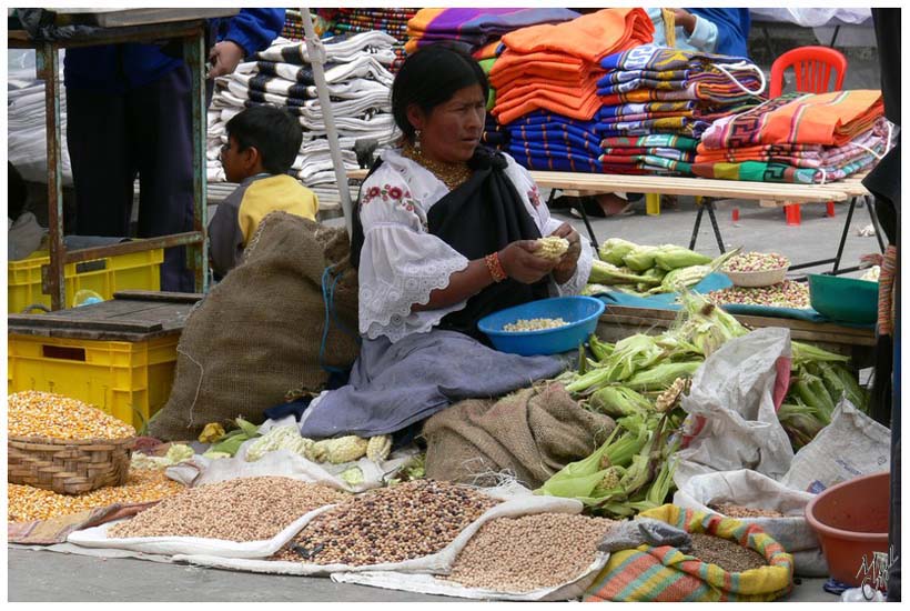 foto60.jpg - Marché à Otavalo