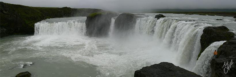 pano02_292293x.jpg - Les chutes d'eau Godafoss