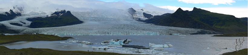 pano08_914915916xf.jpg - Le lac Breiðárlón.