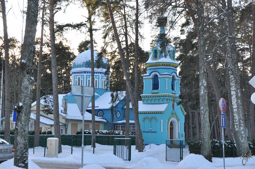 DSC_1118.JPG - Une église très colorée à Jurmala.